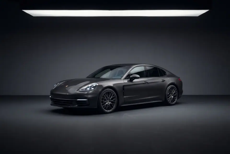 Porsche Panamera 4S — front three quarter